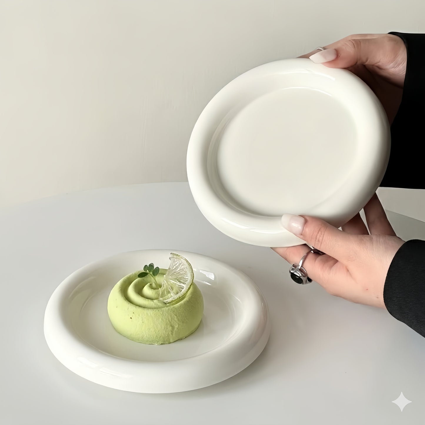 "Chubby" Aesthetic Ceramic Dessert Plate